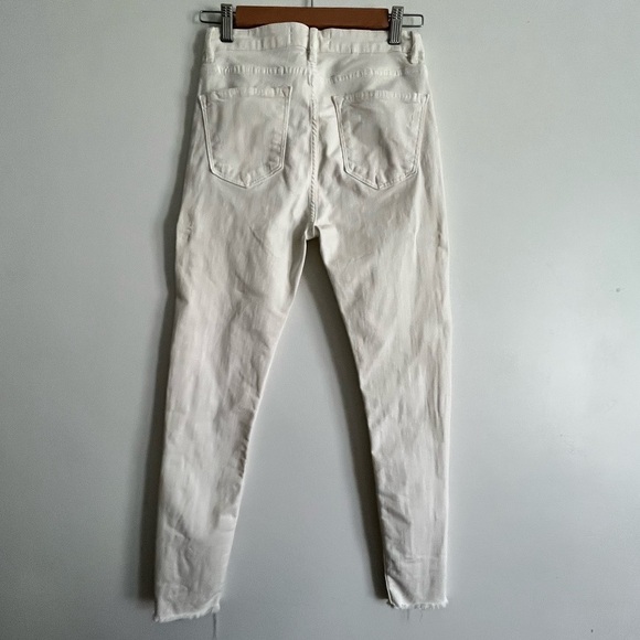 Zara White Cream Distressed Skinny Ankle High Rise Jeans - Picture 2 of 7